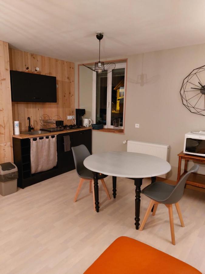 Studio Cosy De 2 A 4 Personnes Au Coeur Du Haut Doubs, Entre Les Lacs, Les Montagnes Et Les Vignobles Daire Frasne Dış mekan fotoğraf